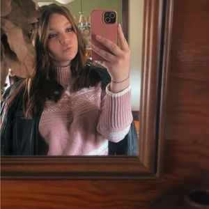 Meet your Posher, Cece